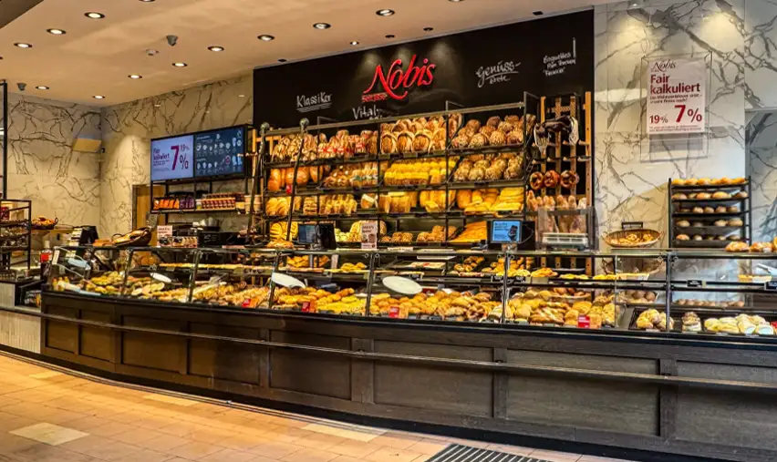 Innenaufnahme der Nobis Printen Filiale in der Schillerstraße 20 in Aachen.